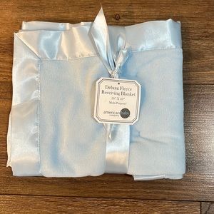American Baby deluxe fleece receiving blanket: